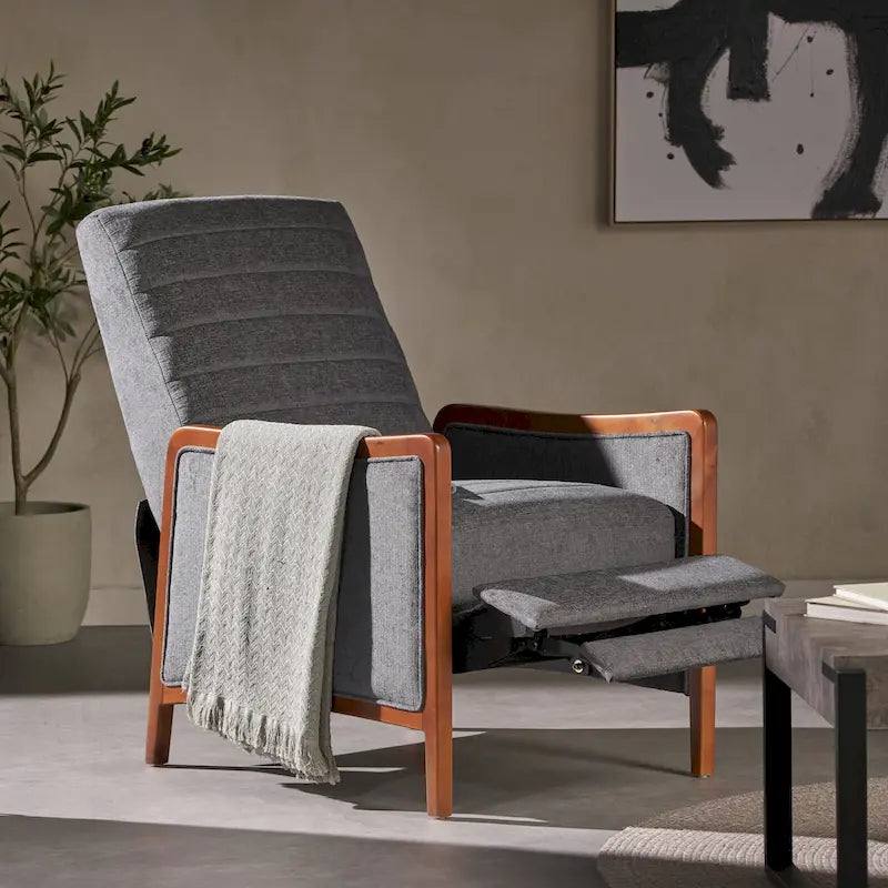 Fauteuil moderne de style médiéval