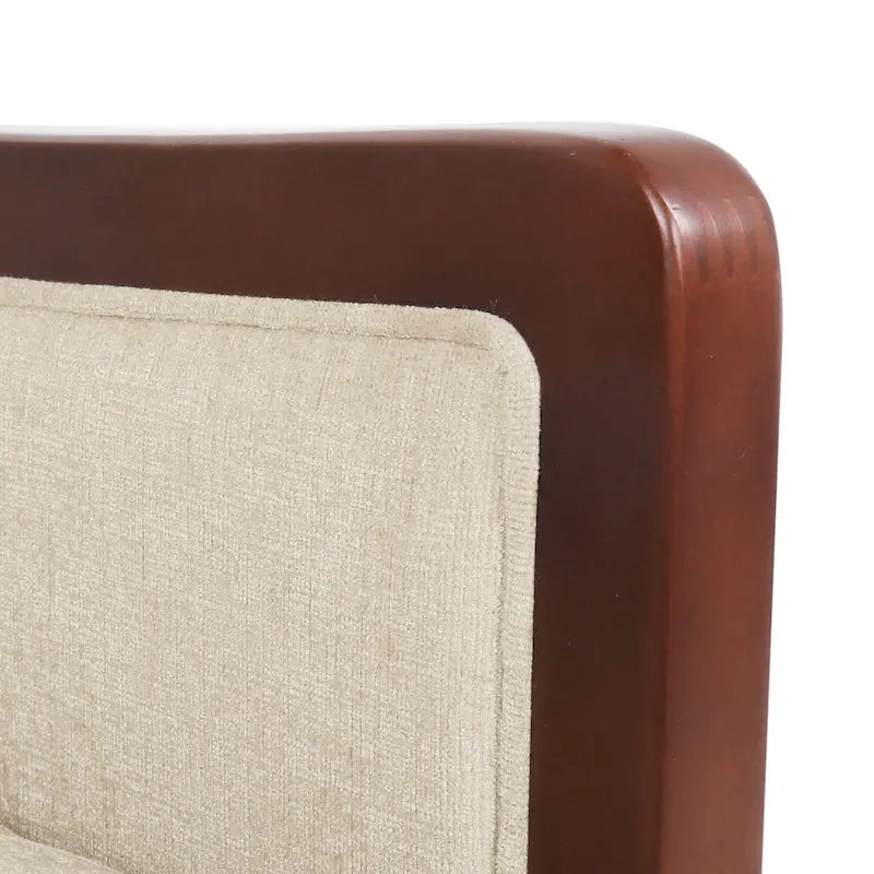 Fauteuil moderne de style médiéval