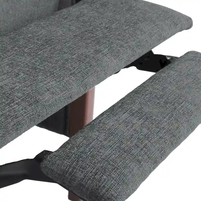 Fauteuil moderne de style médiéval