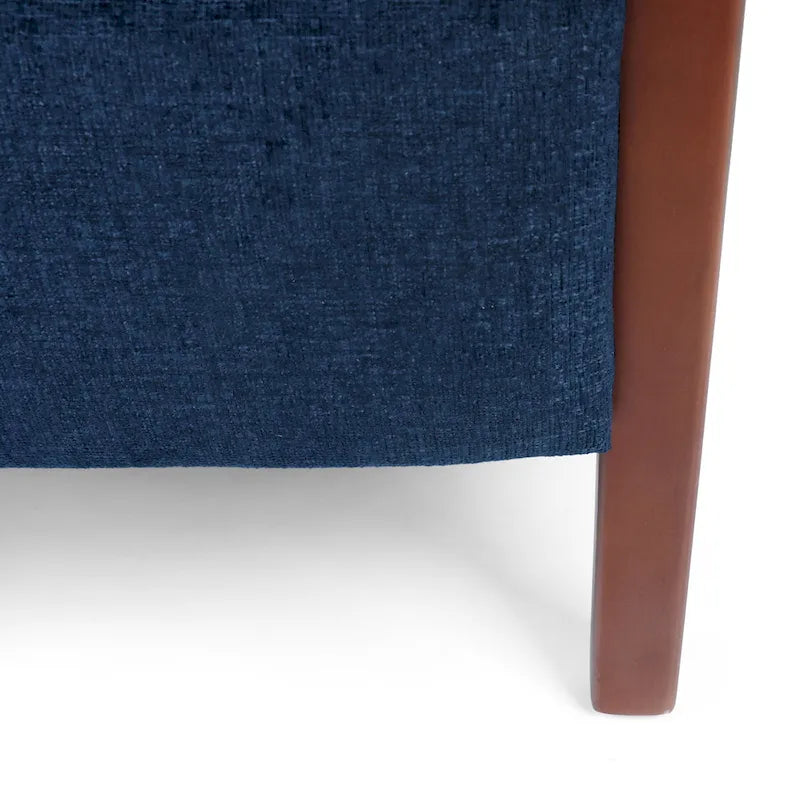 Fauteuil moderne de style médiéval