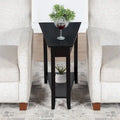 Table d'appoint traditionnelle en forme de coin avec étagères