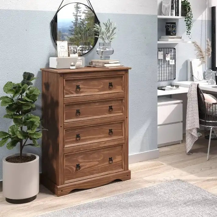 Coiffeuse en bois à quatre tiroirs