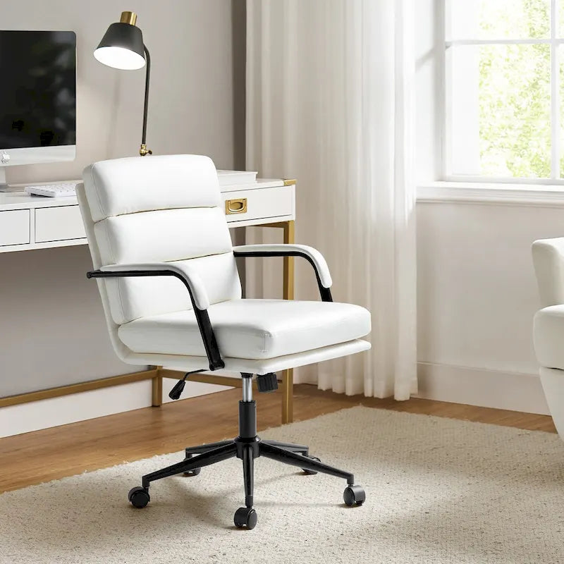 Chaise de bureau moderne en similicuir avec inclinaison verrouillable et fonction d'inclinaison centrale.