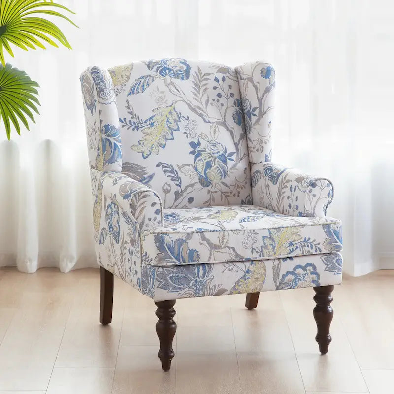 Deux fauteuils décoratifs à pieds inclinés