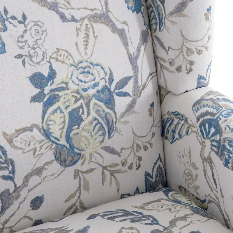 Deux fauteuils décoratifs à pieds inclinés