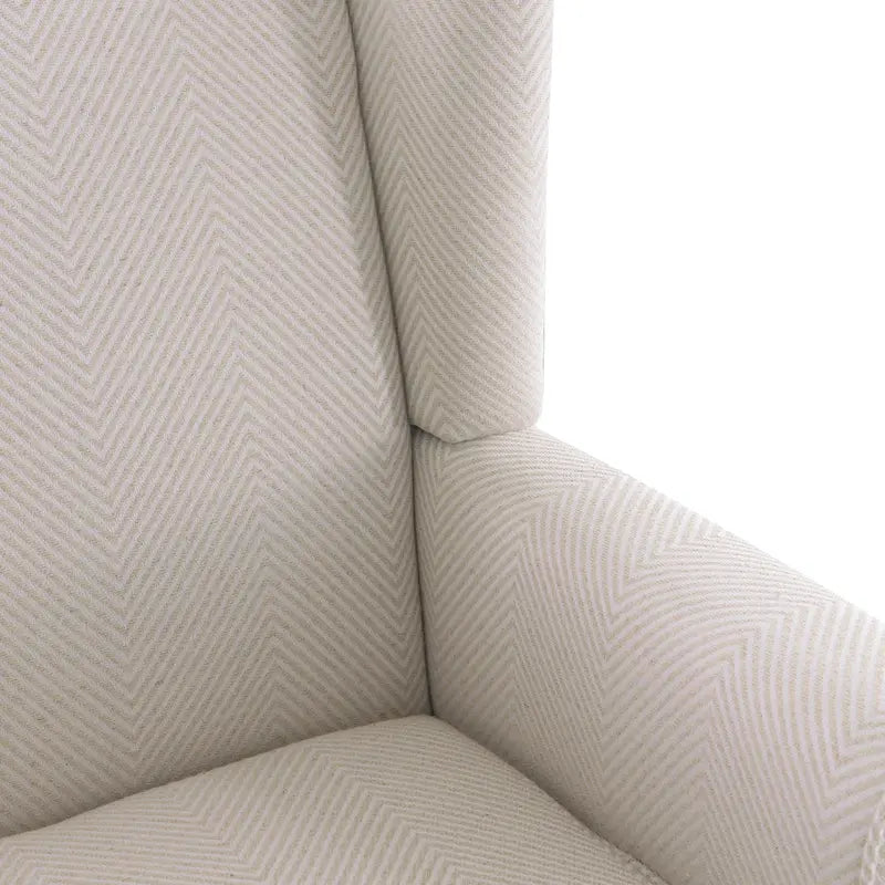 Deux fauteuils décoratifs à pieds inclinés